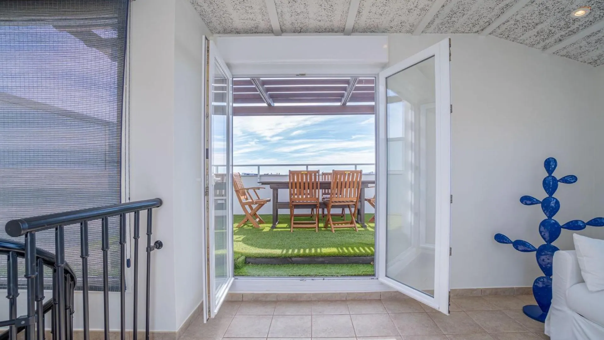 Apartamento Milenial Immo Vigata - Maravilloso Duplex Con Vistas Panoramicas A Los Canales Y Piscina Rosas