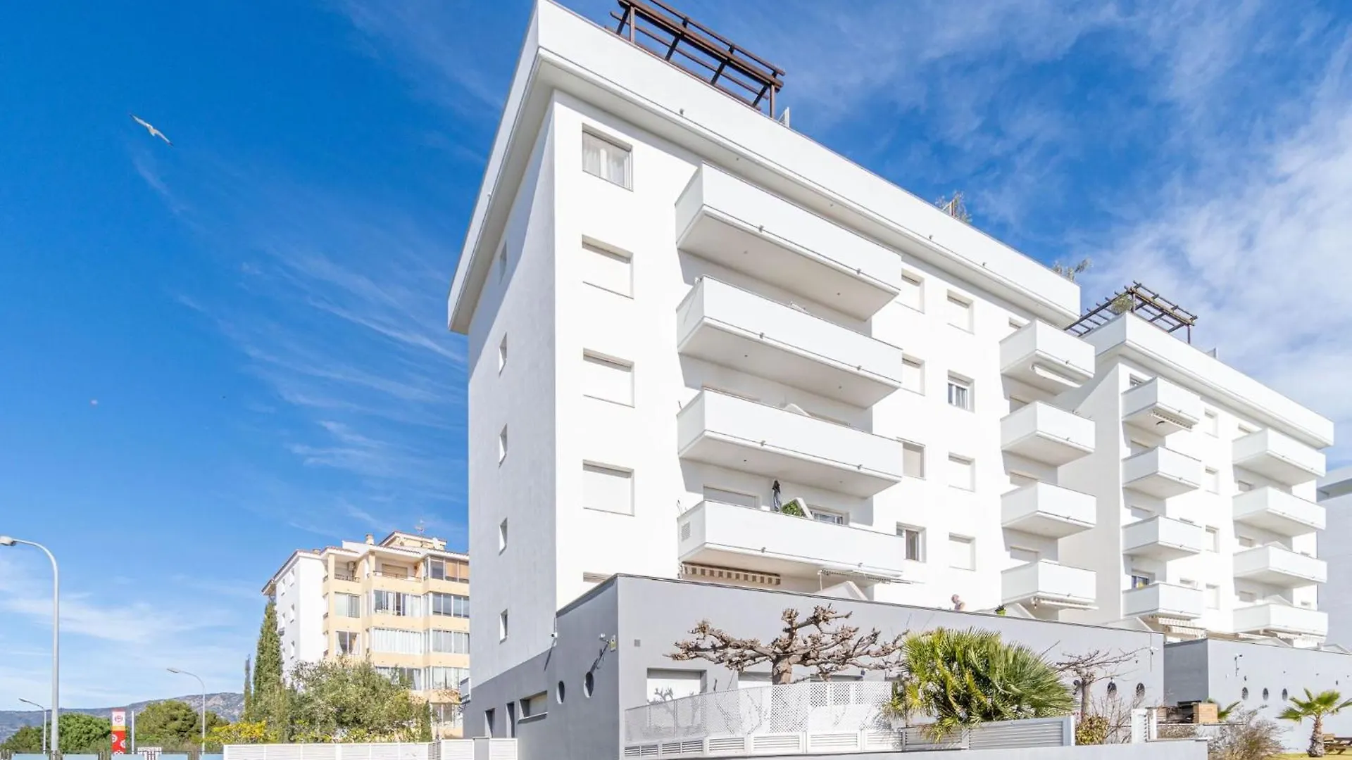 Apartamento Milenial Immo Vigata - Maravilloso Duplex Con Vistas Panoramicas A Los Canales Y Piscina Rosas