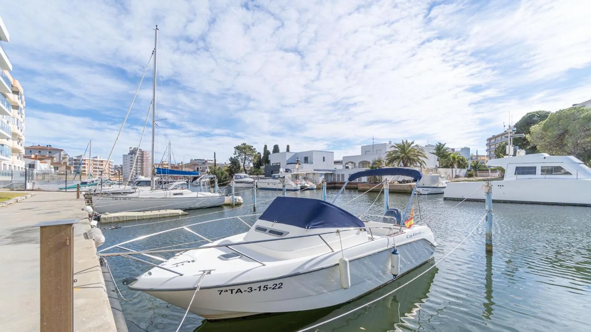 Milenial Immo Vigata - Maravilloso Duplex Con Vistas Panoramicas A Los Canales Y Piscina Rosas Spanien