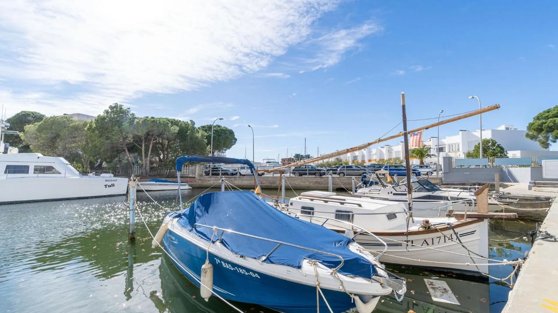 Milenial Immo Vigata - Maravilloso Duplex Con Vistas Panoramicas A Los Canales Y Piscina Rosas