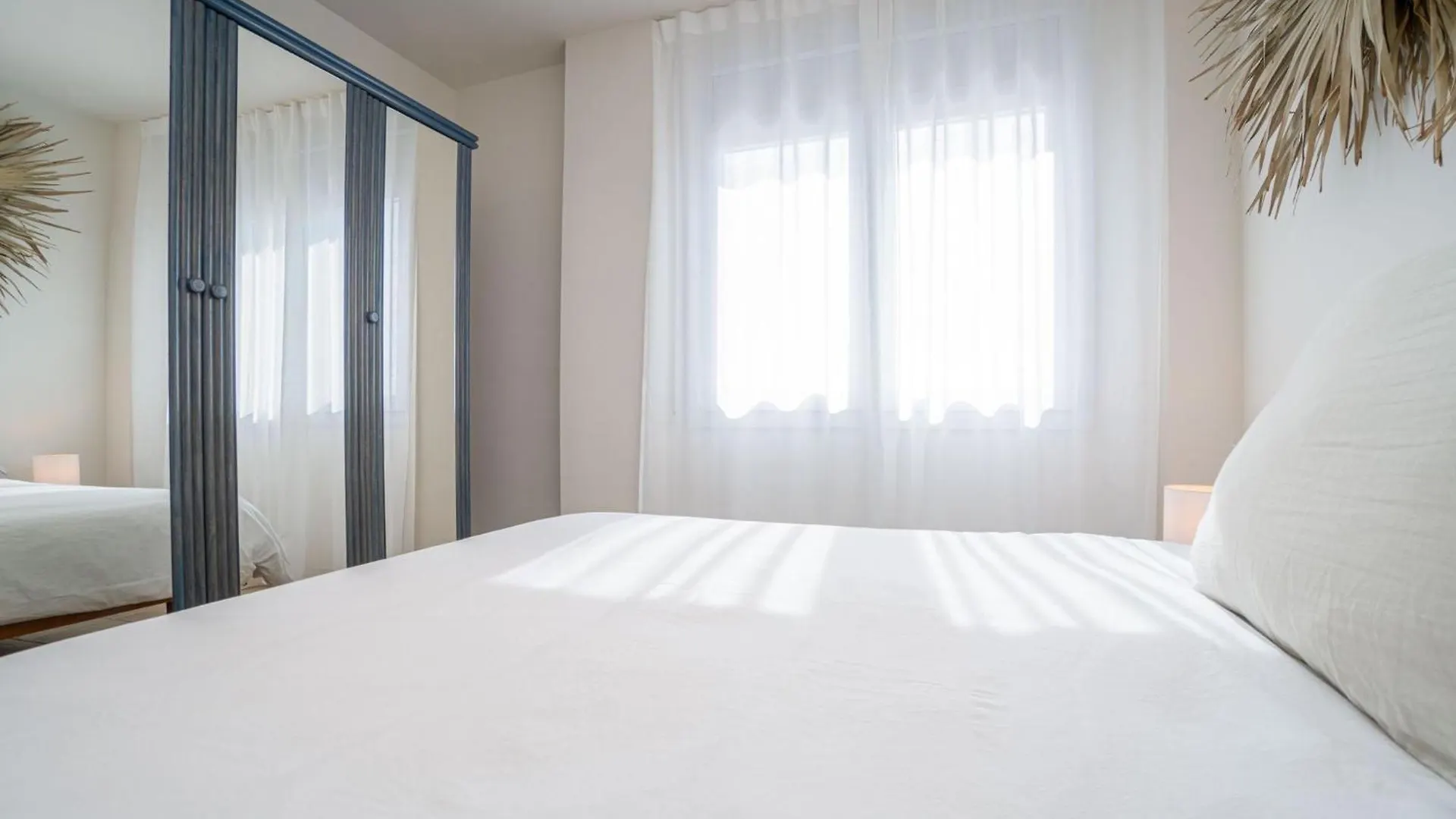 Milenial Immo Vigata - Maravilloso Duplex Con Vistas Panoramicas A Los Canales Y Piscina Rosas